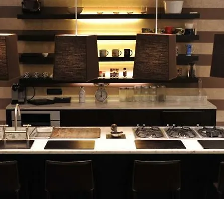 فندق مبيت وإفطار Gatto Bianco House 2*