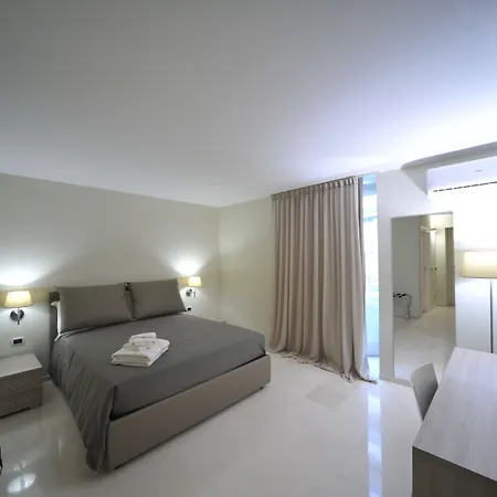 Bed and breakfast Gatto Bianco House 4*