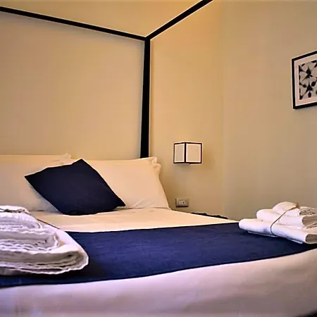Gatto Bianco House Μπάρι