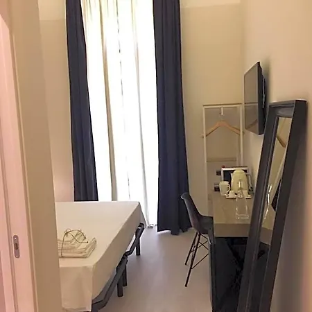 Gatto Bianco House Μπάρι