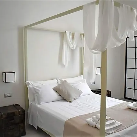 Gatto Bianco House Bed and Breakfast