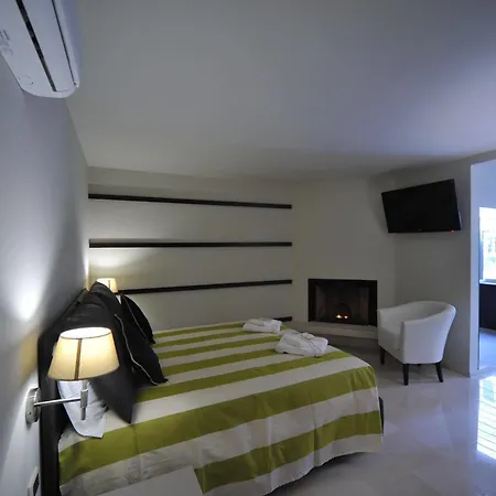 Bed and Breakfast Gatto Bianco House 2*