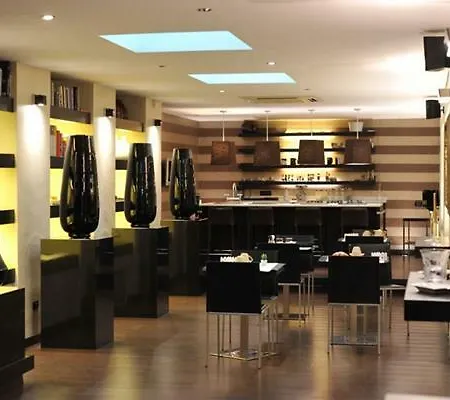 Gatto Bianco House Bed and breakfast