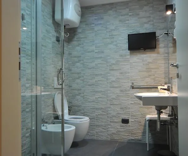 Gatto Bianco House 4* バーリ